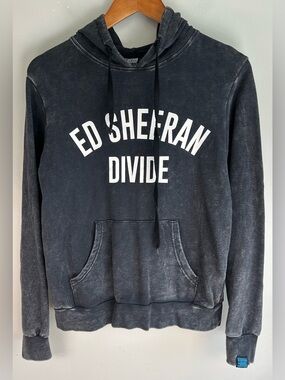 Ed Sheeran Divide World Tour Women’s Hoodie Sweater Size S Stonewashed Gray